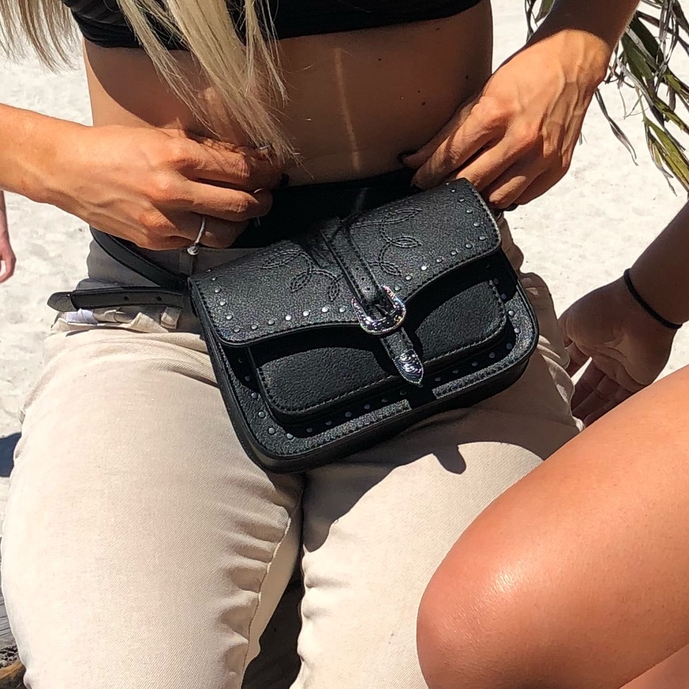Fanny pack